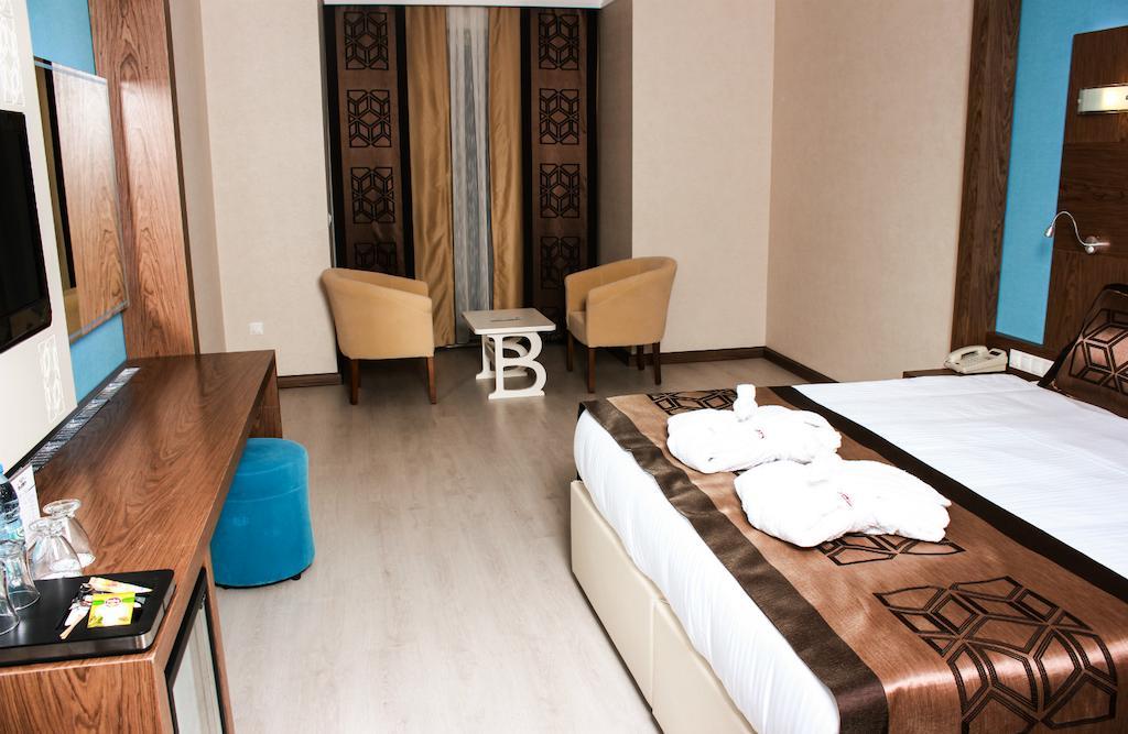 Budan Thermal Spa Hotel & Convention Center Αφιόν Δωμάτιο φωτογραφία
